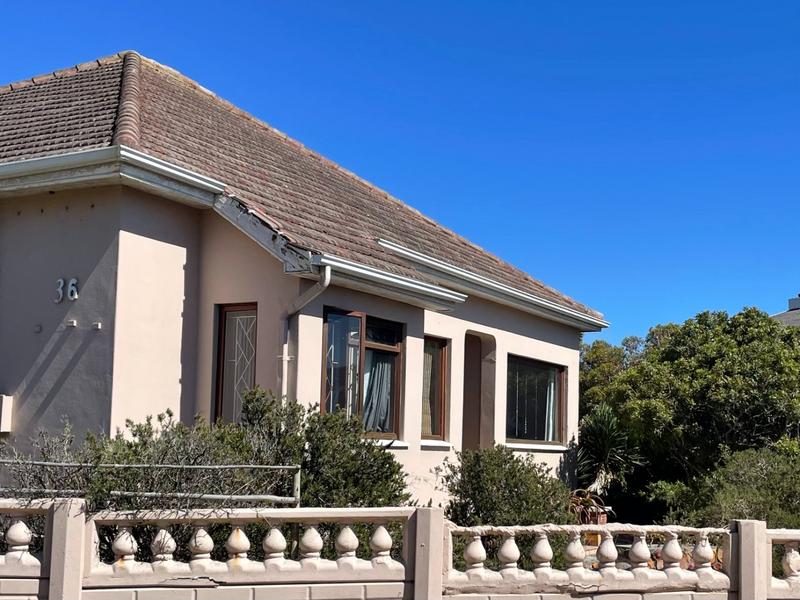 2 Bedroom Property for Sale in Fish Hoek Western Cape